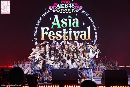 AKB48 Group齐聚上海亚洲盛典 《AKB48樱桃湾之夏》突破30万预约