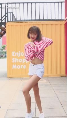 代古拉k抖音韩国歌曲舞蹈视频教程图片1